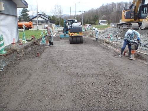 04.路盤工転圧状況