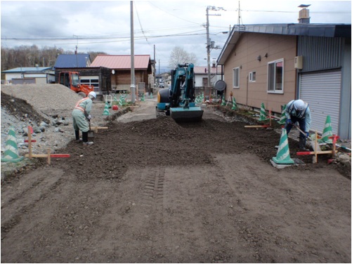 05.下層路盤工敷き均し状況